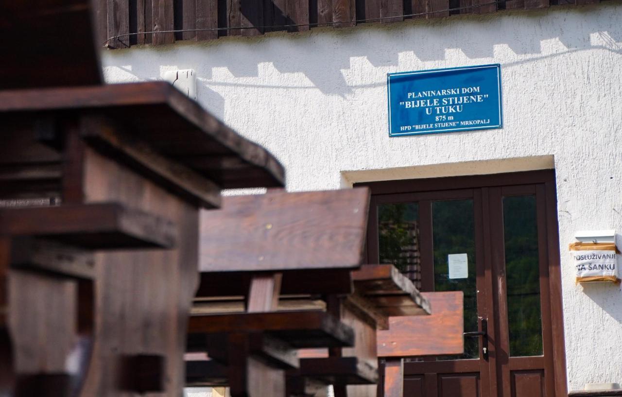 Planinarski Dom "Bijele Stijene" Mountain Lodge Tuk Vojni Zewnętrze zdjęcie